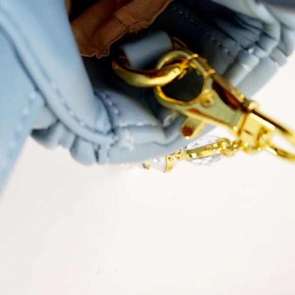 Women's Blue Pleaded Faux Leather Tote Handbag with Pearl Chain Strap - Picture 8 of 9